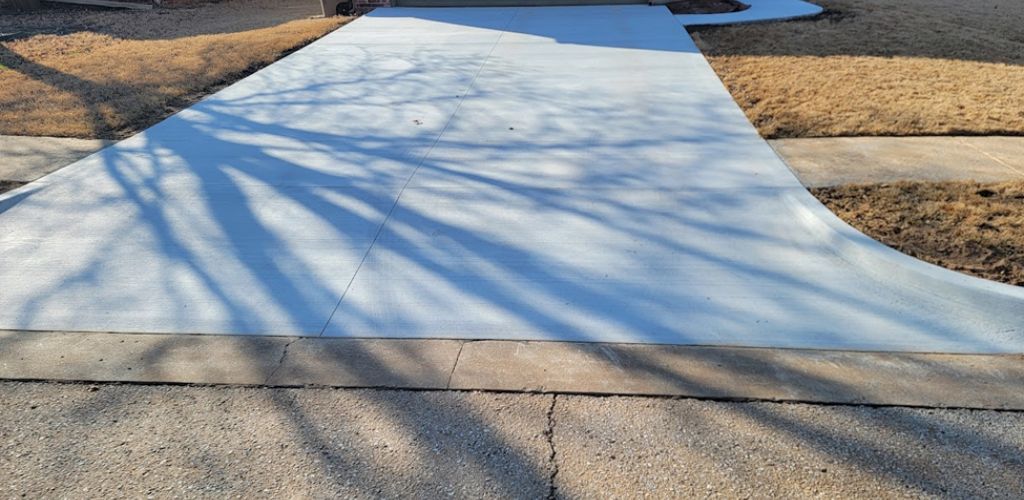Residential Concrete Driveway Contractor Offering Reliable Scheduling and Expert Craftsmanship